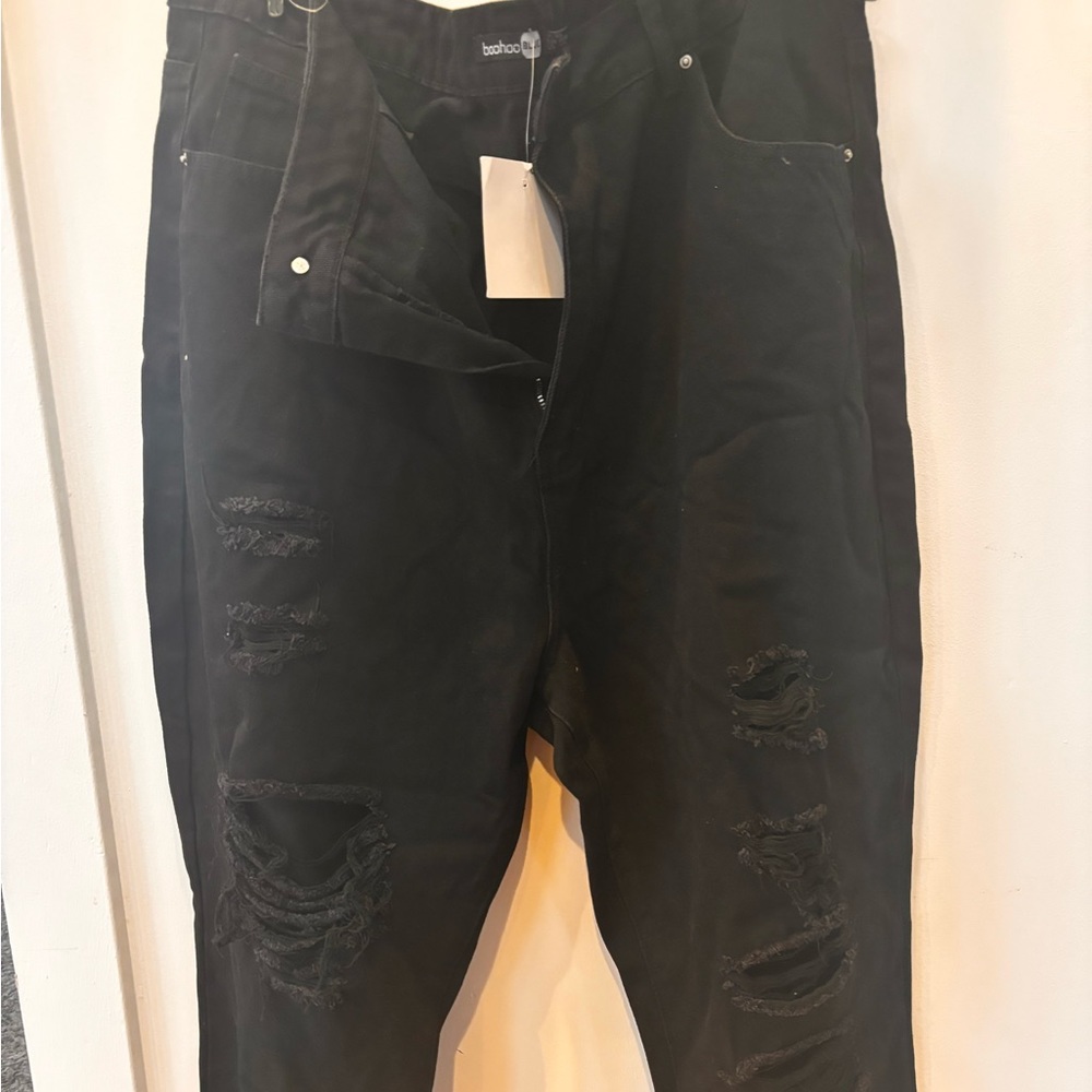 Boohoo Distressed Jeans